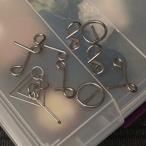 🐰 Metal Wire Puzzle Set